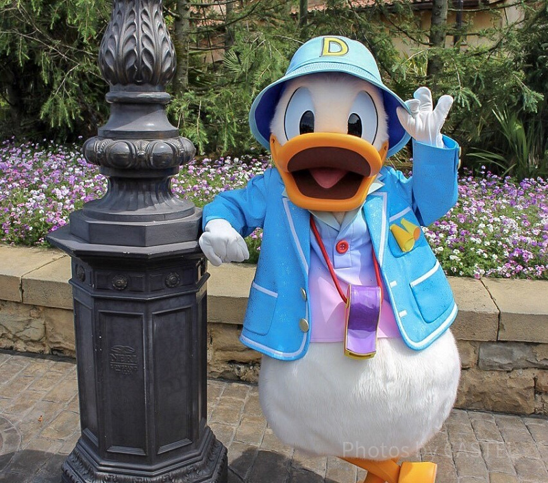 【6月最新】ディズニーの実際の開園時間は8時45分〜9時！開園待ちは何時から並ぶのが良い？