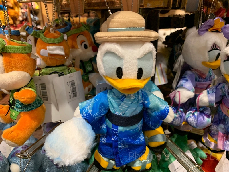 ディズニーランド】浴衣姿のぬいぐるみバッジ7選！ミッキー＆フレンズ