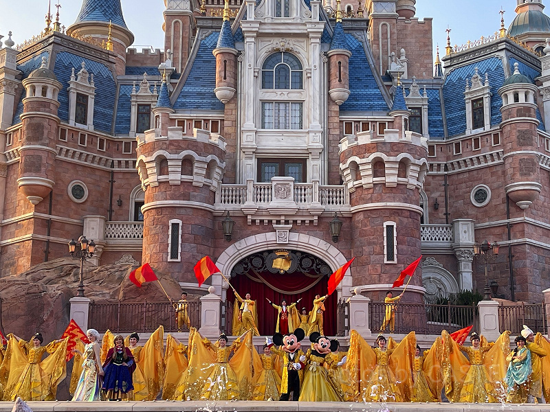 【上海ディズニー】ゴールデン・フェアリーテイル・ファンファーレとは？人気のキャッスルショーまとめ！