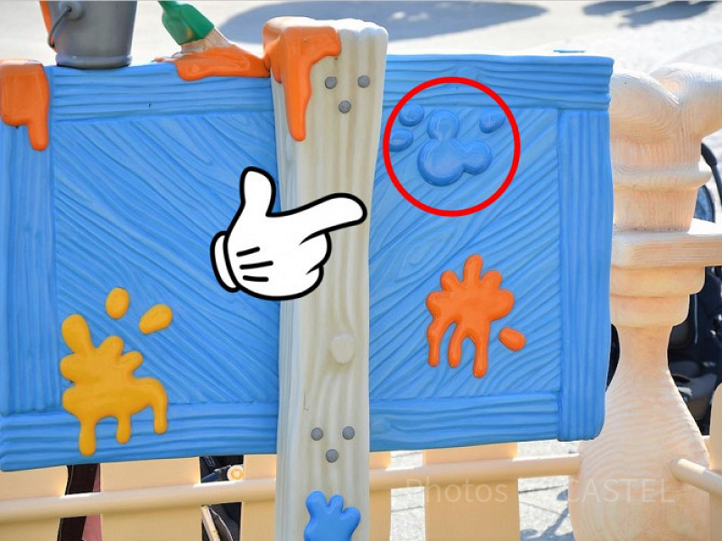 ディズニー　トミカ　隠れミッキー 隠れミッキー】ディズニーランドのどこにいる？トゥーンタウンやお土産