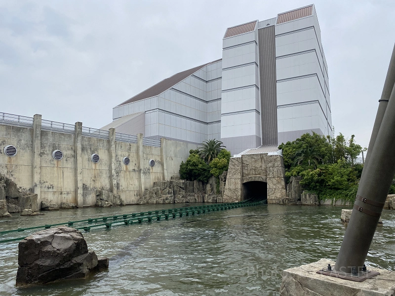 USJ】ジュラシックパークザライド攻略法！怖い？濡れる？待ち時間やお