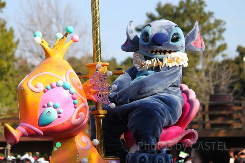 レア リロ＆スティッチ Lilo & Stitch 飛行船 UFO 乗り物 スノー