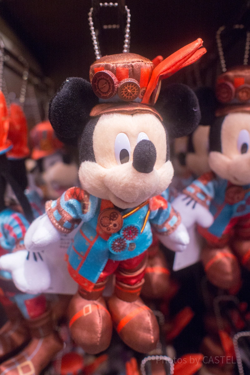 mickey-nuiba-j23455.webp
