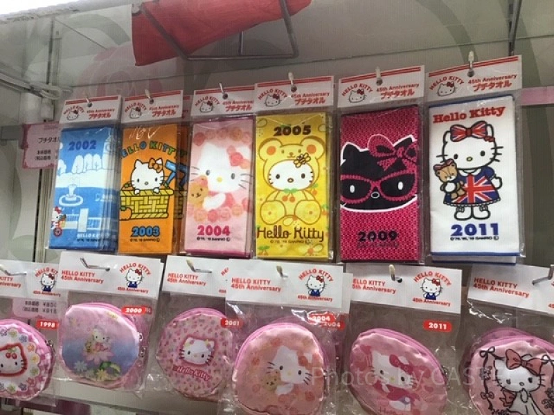 2019】ハローキティ45周年グッズ7選！懐かしデザイングッズ