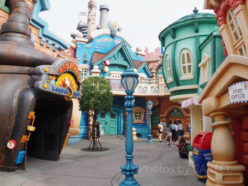 お家にディズニーランドが現れますよ。 お家にディズニーランドが現れますよ。