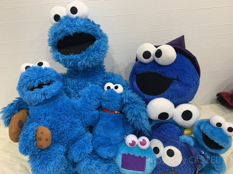 USJ ミニオンズ クッキーモンスター グッズセット 2020】USJのクッキーモンスターグッズ10選！ぬいぐるみ、カチューシャ
