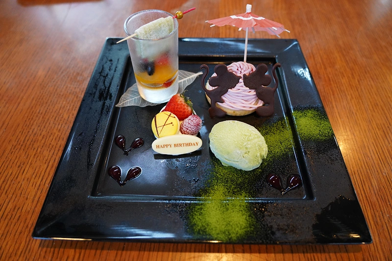 ディズニー誕生日シール 特典たくさん バースデーシールのもらい方 貼る場所は