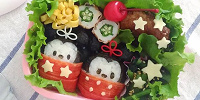左上が錦糸卵のお花| キャステル | CASTEL ディズニー情報