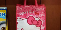 ハローキティのショッピングバッグ| キャステル | CASTEL ディズニー情報