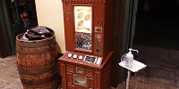 ゴールデンガリオンのメダリオンメーカー| キャステル | CASTEL ディズニー情報