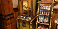 ビレッジショップスのメダリオンメーカー| キャステル | CASTEL ディズニー情報