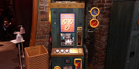 ギャグファクトリー／ファイブ・アンド・ダイムのメダリオンメーカー| キャステル | CASTEL ディズニー情報