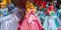 オーロラ姫フィギュアキーホルダー| キャステル | CASTEL ディズニー情報