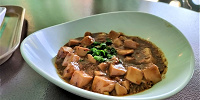 ヴォルケイニア・レストラン：マーボー豆腐| キャステル | CASTEL ディズニー情報