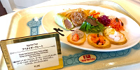 ディズニーランド食べ物：アペタイザープレート| キャステル | CASTEL ディズニー情報