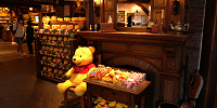 プーさん　店内| キャステル | CASTEL ディズニー情報