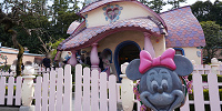 雨の日でも撮影しやすいフォトスポット| キャステル | CASTEL ディズニー情報