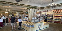 マーチャント・オブ・ヴェニス・コンフェクション　店内| キャステル | CASTEL ディズニー情報
