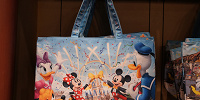 ディズニーランド柄のトートバッグ裏| キャステル | CASTEL ディズニー情報