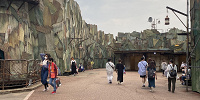 ウォーターワールドのトイレ入口（写真右）| キャステル | CASTEL ディズニー情報