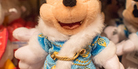 ミッキーぬいぐるみバッジ| キャステル | CASTEL ディズニー情報