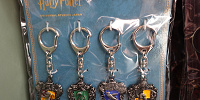 ハリーポッターグッズ/ホグワーツキーチェーンセット| キャステル | CASTEL ディズニー情報