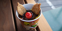 赤鼻トナカイのハンバーグデミオムライス| キャステル | CASTEL ディズニー情報