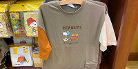 ポケットＴシャツ／USJスヌーピーグッズ「Let's enjoy outside!」| キャステル | CASTEL ディズニー情報