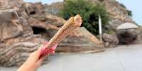 ディズニーシー食べ歩き：ミッキーチュロス（シナモン）| キャステル | CASTEL ディズニー情報