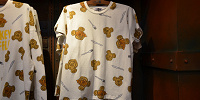ミッキーワッフルのTシャツ| キャステル | CASTEL ディズニー情報