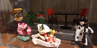 クイーン・オブ・ハートのバンケットホールのモチーフのミニチュアフィギュア| キャステル | CASTEL ディズニー情報