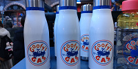 グーフィーのステンレスボトル（400ml）| キャステル | CASTEL ディズニー情報