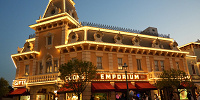 香港ディズニーランド：メインストリート・エンポーリアム| キャステル | CASTEL ディズニー情報