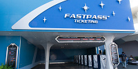 スター・ツアーズ：ザ・アドベンチャー・コンティニューのファストパス発券機| キャステル | CASTEL ディズニー情報