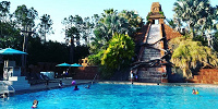 メキシカンスタイルのホテル| キャステル | CASTEL ディズニー情報