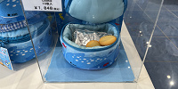 海遊館/クッキー入り手提げポーチ| キャステル | CASTEL ディズニー情報