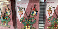 ディズニークリスマスグッズ2023：バッグチャーム 2023年11月07日(火)発売| キャステル | CASTEL ディズニー情報