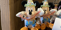 ミッキー誕生日ぬいぐるみバッジ2023| キャステル | CASTEL ディズニー情報