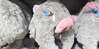 伊之助ぬいぐるみハット(USJ×鬼滅の刃 刀鍛冶の里編&柱稽古編グッズ)| キャステル | CASTEL ディズニー情報