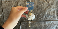 USJハリーポッター2024-2025冬グッズ：キーチェーン| キャステル | CASTEL ディズニー情報