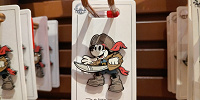 上海ディズニーカリブの海賊グッズ：海賊ミッキーのピンバッジ| キャステル | CASTEL ディズニー情報