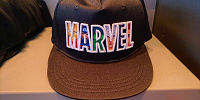 香港ディズニーマーベルグッズ：マーベルロゴキャップ| キャステル | CASTEL ディズニー情報