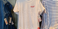 香港ディズニーマーベルグッズ：アイアンマン＆マーベルロゴ白Ｔシャツ| キャステル | CASTEL ディズニー情報