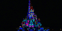 香港ディズニー夜のキャッスルショー：モーメンタス| キャステル | CASTEL ディズニー情報