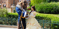 香港ディズニーのグリーティング：ベルと野獣のペアグリ| キャステル | CASTEL ディズニー情報