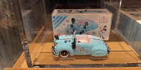 ディズニー・ビークル・コレクション〈トミカ〉 (ディズニー夏グッズ2025SUNNY SUNNY Summer)| キャステル | CASTEL ディズニー情報