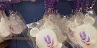 バッグチャームシリコンケース付(ディズニーハロウィングッズ2025)| キャステル | CASTEL ディズニー情報