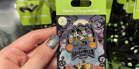 ピンバッジ(ディズニーハロウィングッズ2025)| キャステル | CASTEL ディズニー情報