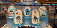 ディズニーシー25周年グッズ「ジュビリーバッジ」| キャステル | CASTEL ディズニー情報