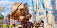 ジミニーはパークのどこで会える？| キャステル | CASTEL ディズニー情報